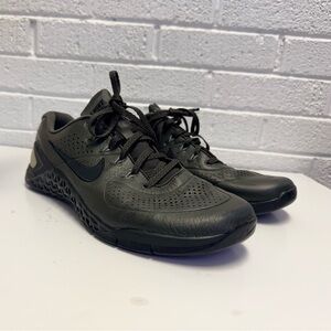 Nike Men's Black Forest Green Vol 2 Matcon Athletic Shoes Size 11.5